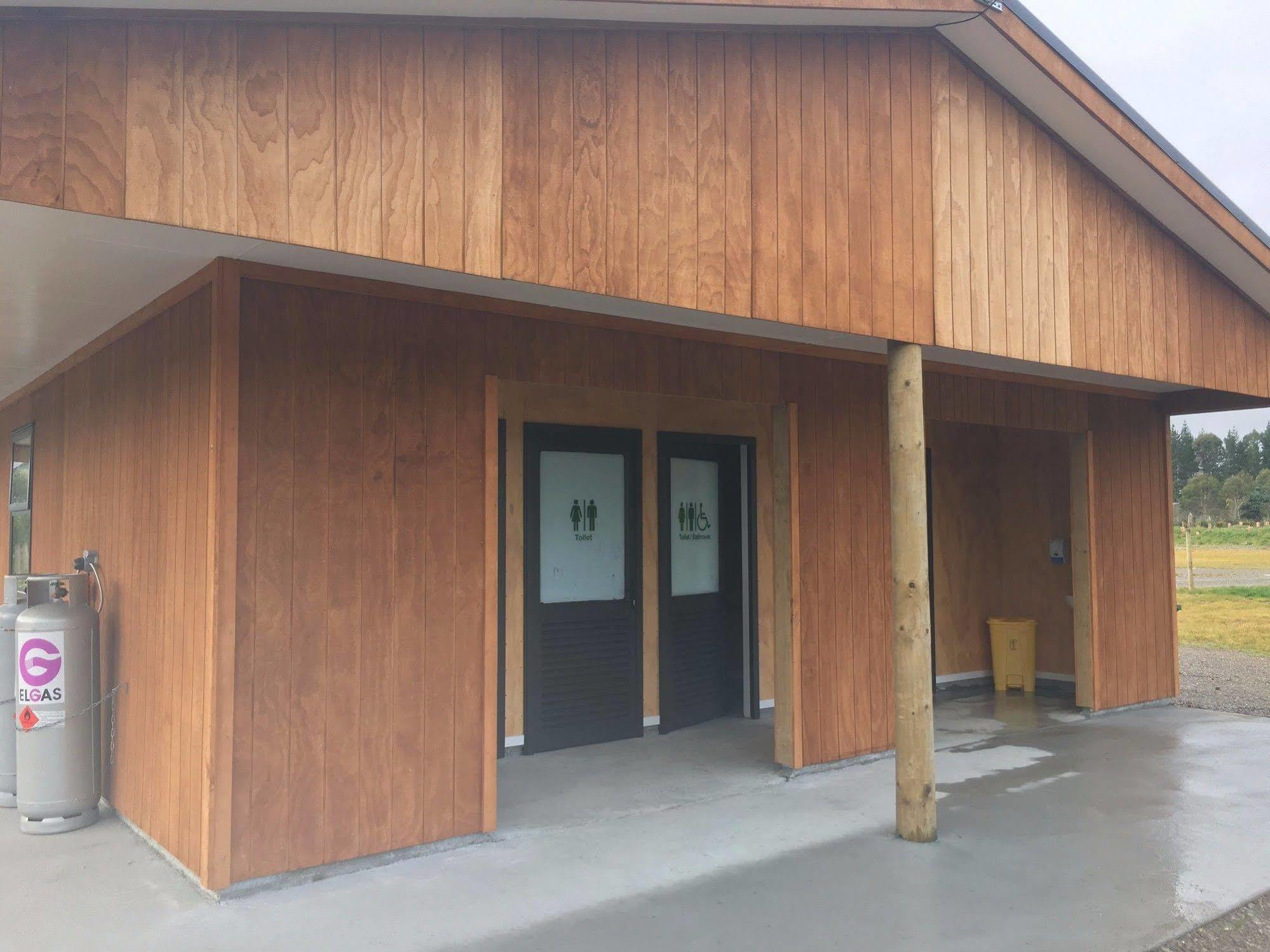 Hokitika Holiday Park Exterior photo